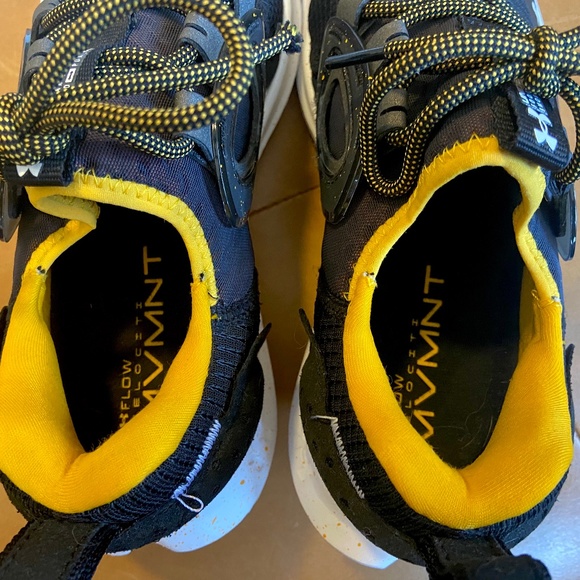 Under Armour MVMNT Flow Velociti in Black Cruise Gold (7) main image 10